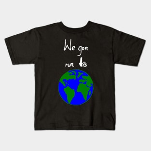 run the world Kids T-Shirt